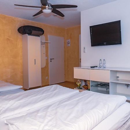 Eisberg Hotel Rust Gastehaus Εξωτερικό φωτογραφία