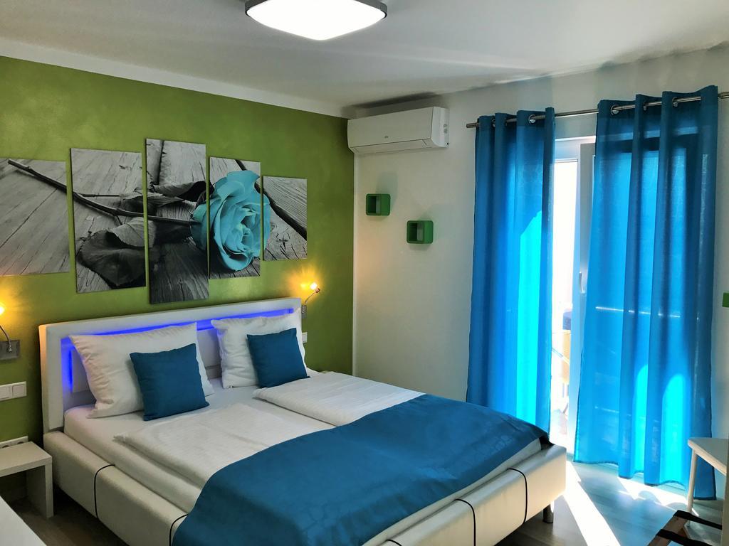 Eisberg Hotel Rust Gastehaus Εξωτερικό φωτογραφία