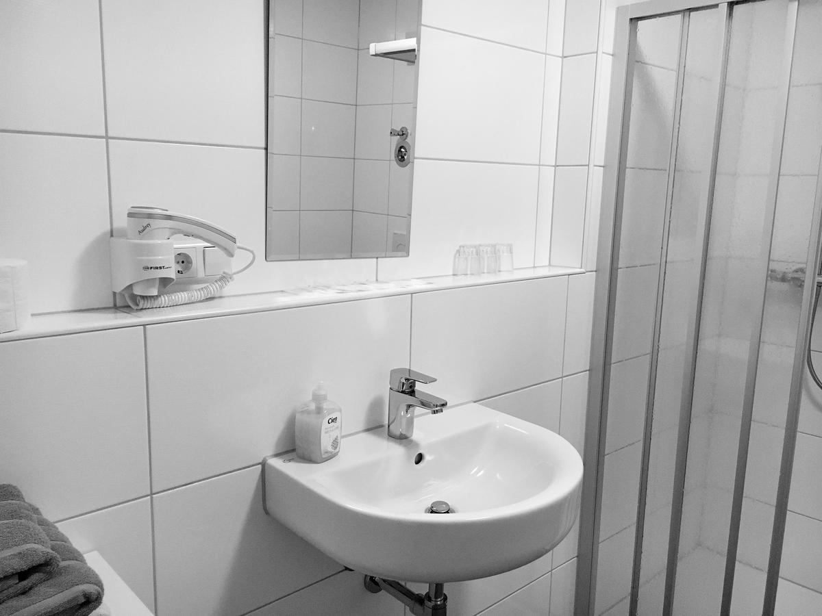 Eisberg Hotel Rust Gastehaus Δωμάτιο φωτογραφία